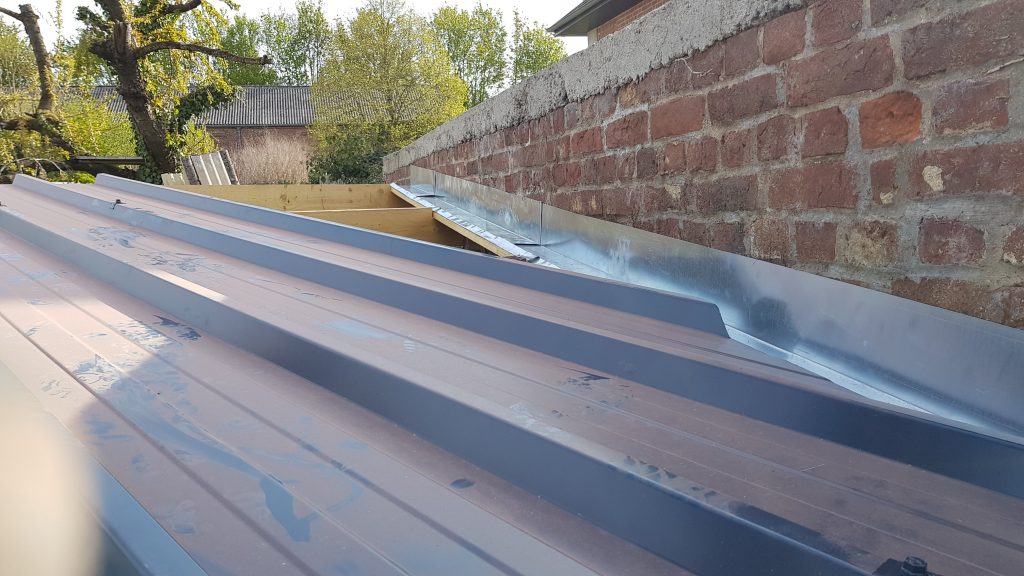 Toiture en tôle bac acier en Avesnois