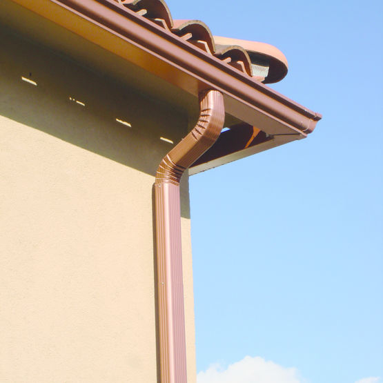 La société toiture avesnoise pose et entretien vos gouttières carrées